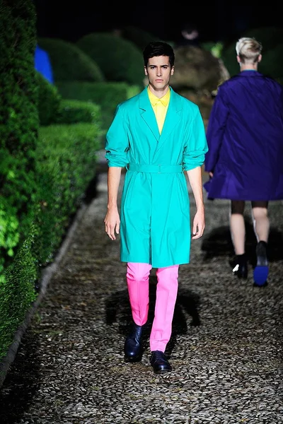 Look 39